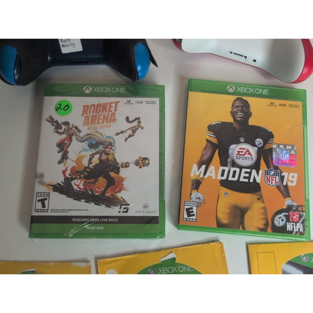 Xbox One Bundle w/ Kinect 4 Controllers 5 Games  1 Power Cord Original Box - Picture 5 of 16